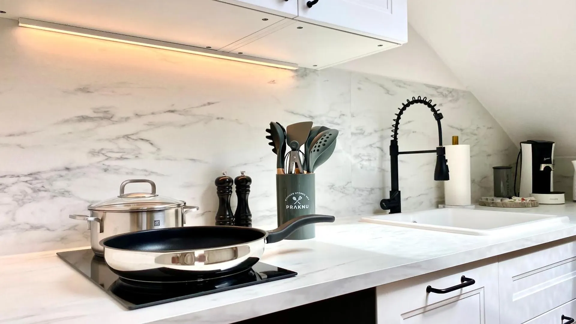 Best Butler Alpspitz Apartment Kueche Parken Balkon Nesselwang